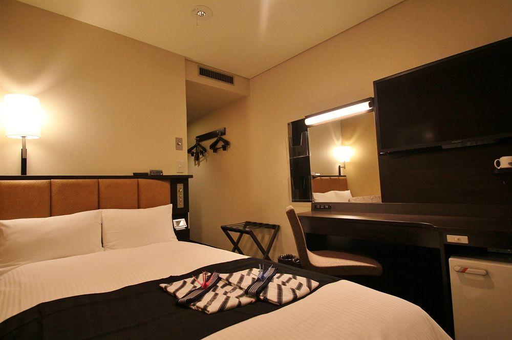 Apa Hotel Hiroshima Ekimae Exterior foto
